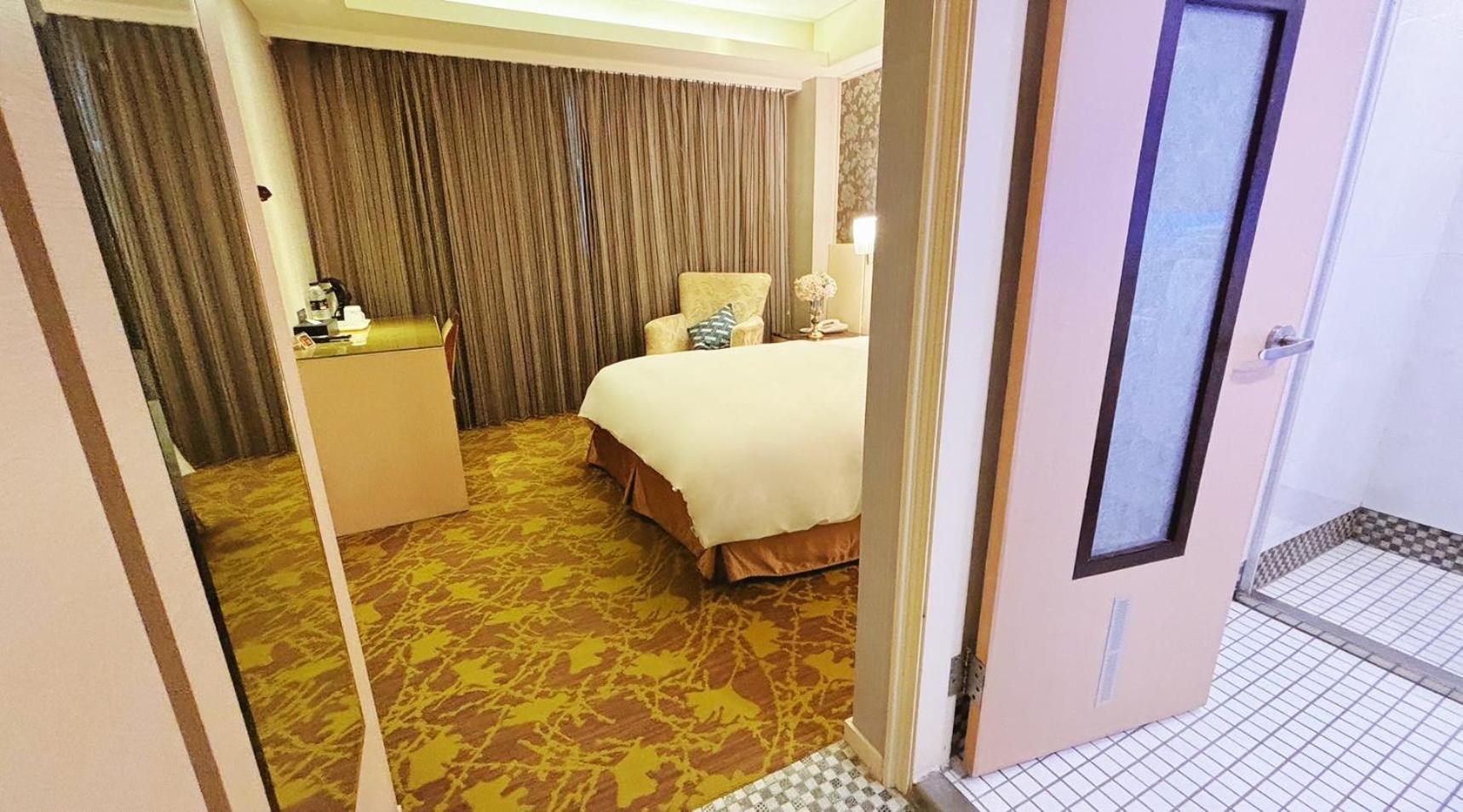 Hopecity Minsheng Hotel Taipei Exterior photo