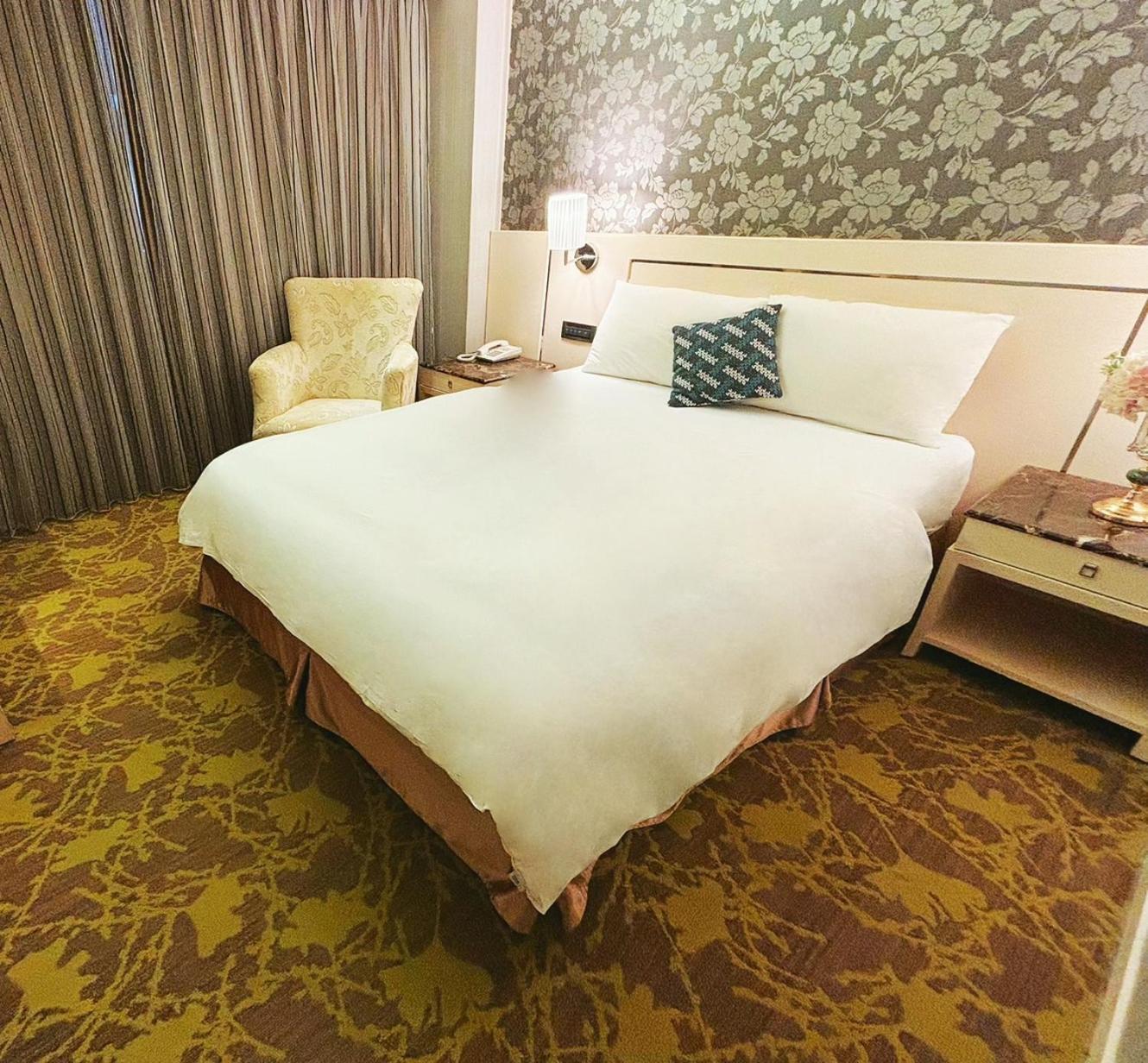 Hopecity Minsheng Hotel Taipei Exterior photo